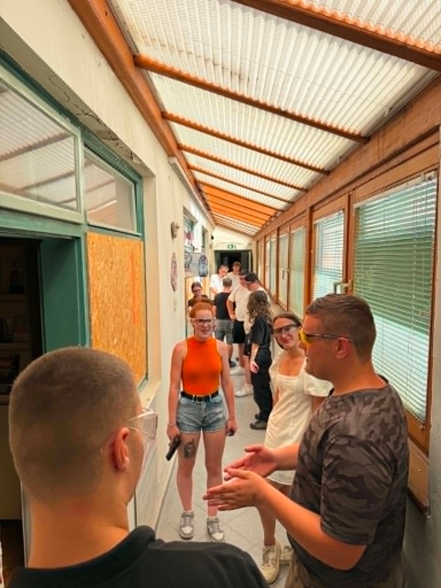 8543ac33-dc84-4fcb-88ec-f69c7b2fbb85.jpg