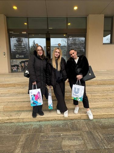 Országos gazdasági verseny döntőjében a Hunyadisok! 💙👩💻