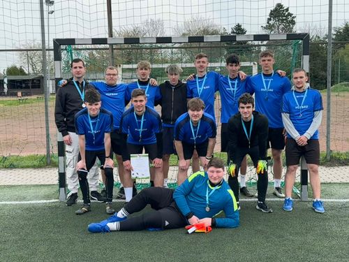 Iskolánk fiú labdarúgócsapata az őszi és tavaszi forduló összesített eredménye alapján 2. helyen végzett a Fair Play Kupán🥈🏆