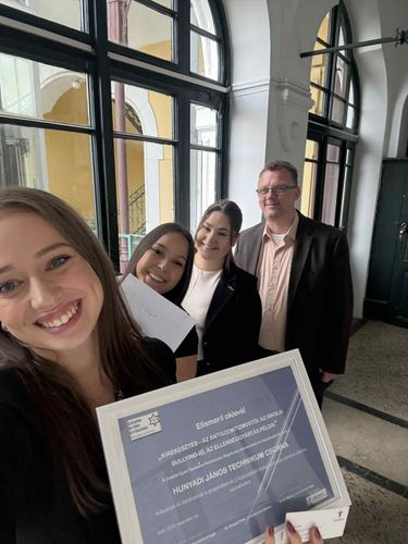 Hunyadis lányoké az első hely 🥇🩵