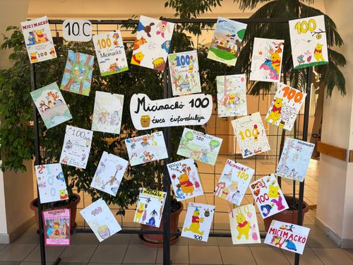 🍯🐻 100 éve indult a kaland a Százholdas Pagonyban… 🌳