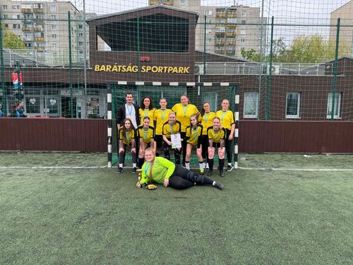 Első helyen végeztek lány labdarúgóink a Fair Play Kupa Vármegyei Döntőjén🥇🏆