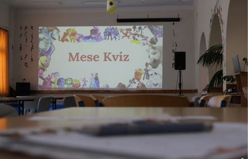 Mese kvíz a Hunyadiban! 💙